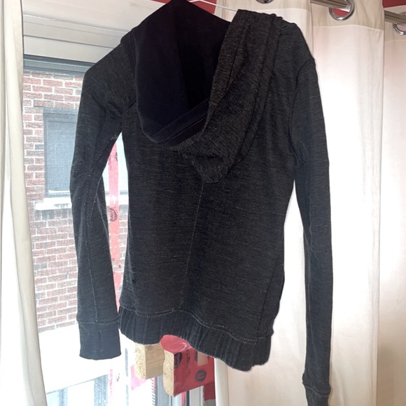 Size 2- Lululemon Fitted Zip-Up Hoodie - Picture 2 of 2